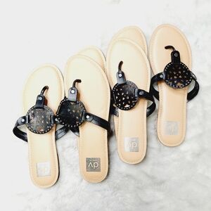New Bundle of 3 Dolce Vita Gotie Black Laser Cut Thong Sandals S58